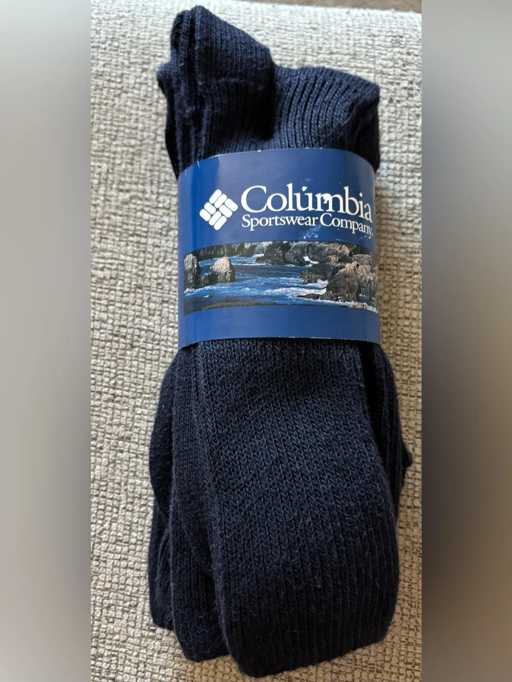 NWT Columbia Men's Navy Crew Socks - 3-pack